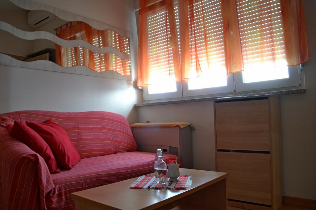 רייקה Apartment Antonija With Seaview מראה חיצוני תמונה
